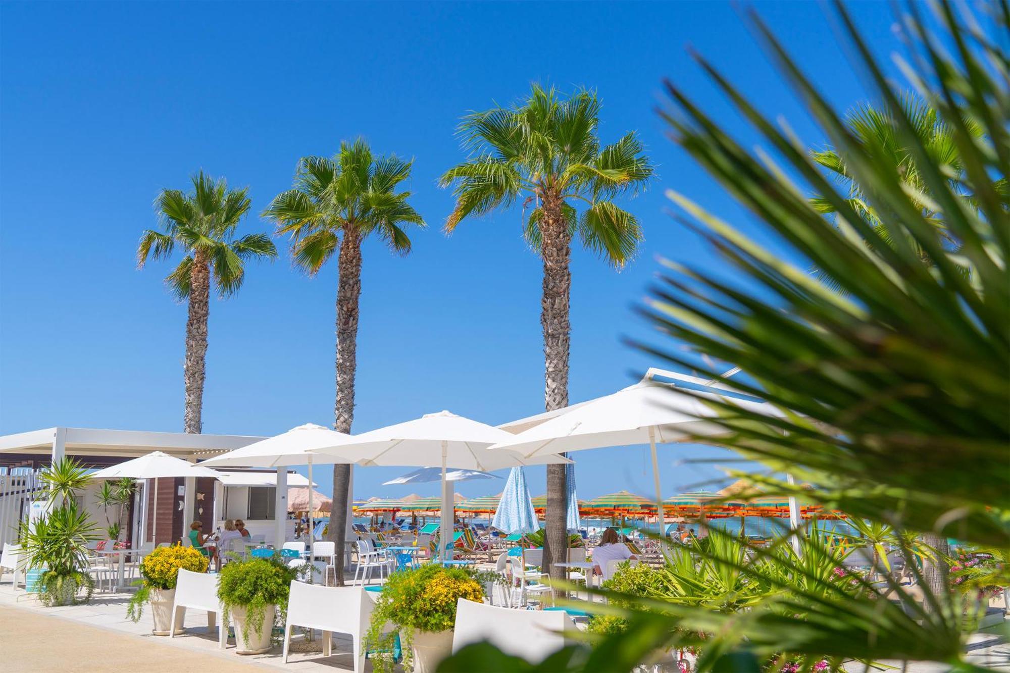 Albergo Punta De L'Est Francavilla Al Mare Bagian luar foto