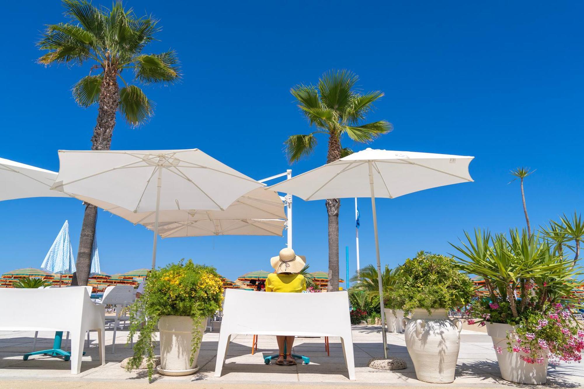 Albergo Punta De L'Est Francavilla Al Mare Bagian luar foto